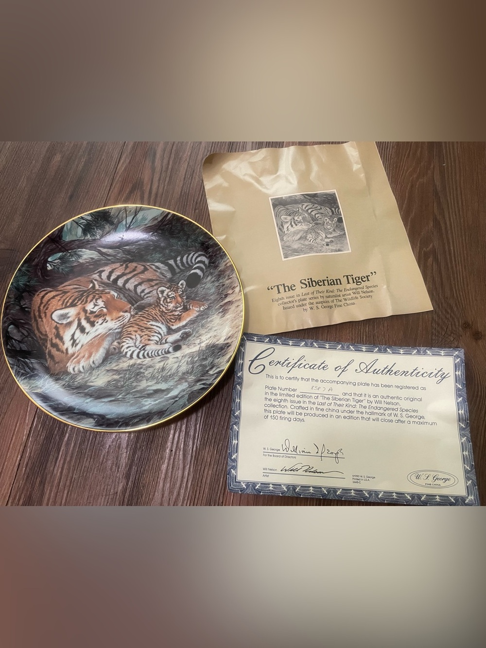 Vintage 1990 "The Siberian Tiger" by Will Nelson Collector Plate